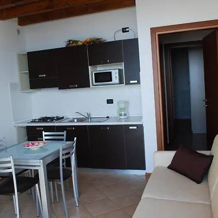Dante - Theater Appartement Tignale
