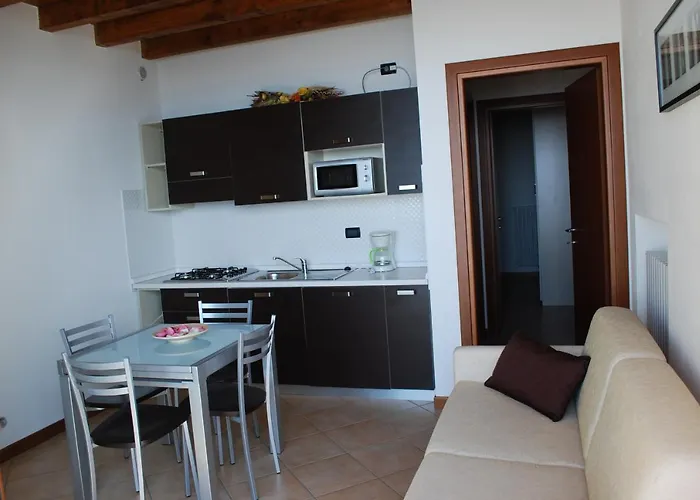 Dante - Theater Appartement Tignale